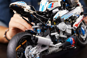 BMW M 1000 RR  (1920 TEILE)